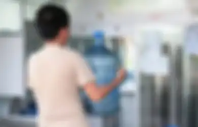 Berhati-hati Minum Air Isi Ulang Tiap Hari, Ini Efeknya Bagi Tubuh