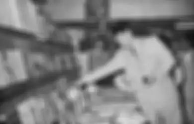 Bukan Ratna Sari Dewi, Rupanya Ada Sosok Wanita Lain yang Jadi Cinta Pertama Soekarno di Jepang, Namun Berakhir dengan Bunuh Diri