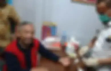Dulu Enak-enak Jadi Anggota DPR, Begini Perjalanan Hidup Pelawak Senior Qomar, Akhirnya Masuk Penjara Gegara Barang Palsu Ini