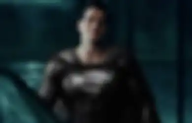 Penampakan Black Superman Ditegaskan dalam Trailer Justice League Snyder's Cut