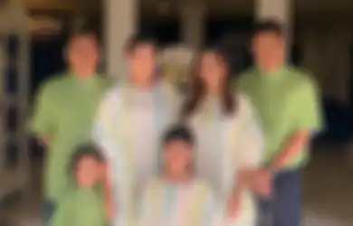 Hanya Dihadiri Keluarga dan Para Karyawan, Anang Hermansyah dan Ashanty Gelar Pengajian Sebagai Bentuk Rasa Syukur Berhasil Kalahkan Covid-19: Semua Bisa Sembuh Total