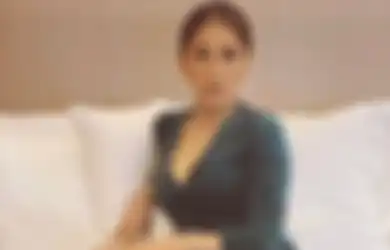 Tak Ingin Rumah Tangganya Kandas Begitu Saja, Tata Janeeta Rela Berlutut di Hadapan Mehdi Zati agar Tak Diceraikan: Please Jangan, Please
