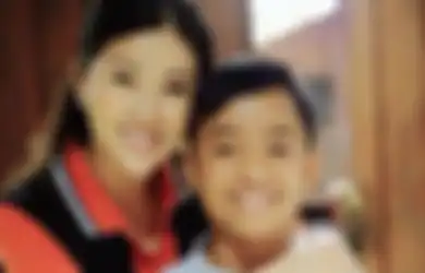 Menjerit-jerit, Sarwendah Terlihat Gemetaran Saat Disuruh Betrand Peto Naiki Benda Ini, Istri Ruben Onsu: Nyoo...