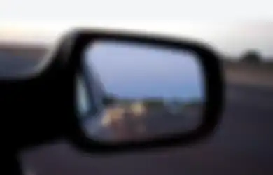 Mengapa Kaca Spion Kendaraan Bermotor Menggunakan Cermin Cembung? Kunci Jawaban Belajar dari Rumah TVRI Kelas 4-6 SD