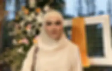 Sosok Pria Muda Diduga 'Putra Kelima' Mulan Jemeela Tetiba Mencuat, Istri Ahmad Dhani: Hei Anak Angkat!