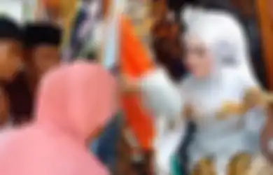 Viral Video Resepsi Tak Wajar, Mempelai Pria Ketakutan Lihat Wajah Istri di Pelaminan, Disebut Kena Guna-guna Sampai Pingsan