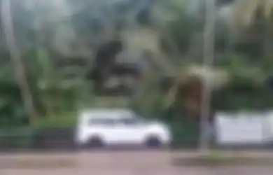 Skil Dewa, Begini Cara Sopir Innova yang Viral Masuk dan Keluar Parkiran Sempit, 'Enggak Masalah Buat Saya'