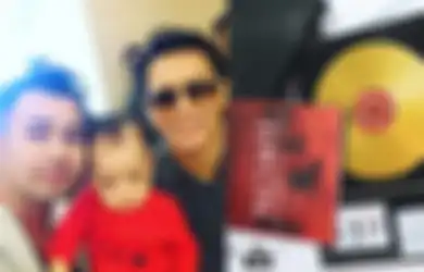 Noah Lelang Piringan Hitam Emas, Raffi Ahmad Tawar Rp100 Juta