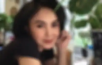 Penampilannya Bak Kakak dan Adik, Intip Sosok Cantik 2 Putri Sambung Yuni Shara dari Mantan Suaminya yang Sudah Dirawat Sejak Kecil