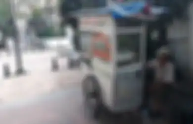 Telan Pil Pahit Imbas Jakarta PSBB Lagi, Begini Nasib Para Pedagang Kaki Lima yang Semakin Tercekik Situasi: Besok Lebih Parah Lagi!