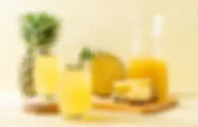 Diminum saat Perut Kosong, Inilah Sederet Manfaat Air Rendaman Nanas yang Wajib Kamu Ketahui