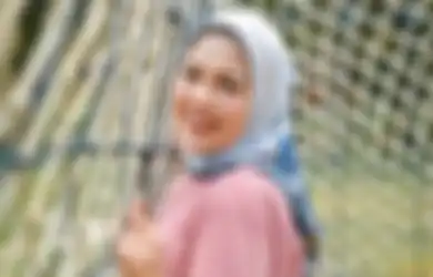 Nekat Lakukan Oplas Permak Total Wajahnya, Penampilan Terbaru Elly Sugigi Sukses Buat Netizen Salah Fokus, Disebut Mirip Syahrini hingga Kajol