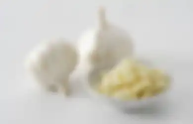 Tak Hanya Buat Masak, Bawang Putih Ternyata Bisa Atasi Infeksi Kuping, Buktikan Sendiri Pakai Cara Ini Kalau Nggak Percaya!