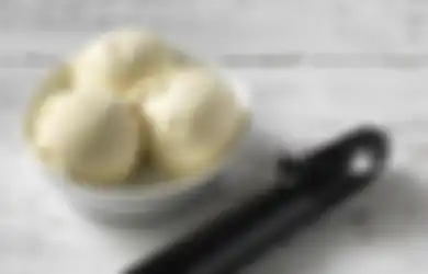 Makan Es Krim Saat Menstruasi Bisa Menyebabkan Kita Punya Kista?