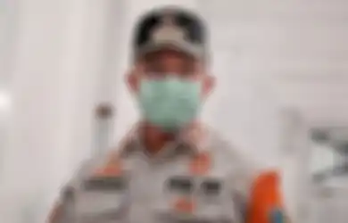 Kolong Jembatan Semanggi Tak Luput Jadi Lokasi Kerusuhan, Anies Baswedan Janjikan Satu Hal Pada Penjual Buku Terdampak Aksi: Di Sana Ada Ilmu..