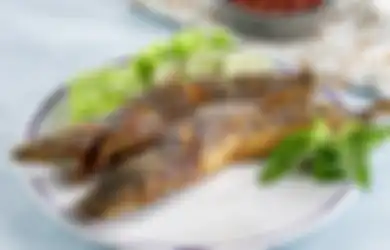 Ini Rupanya Rahasia Goreng Lele Biar Kriuk Kering dan Gurih Seperti Pedagang Pecel Lele, Kuncinya Cuma Lumuri Ikan dengan Bahan Dapur Ini