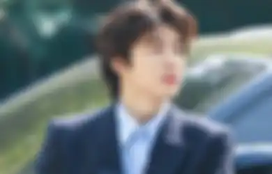 B.I Umumkan Comeback Solo, Unggahan Posternya Bikin Baper Banget!