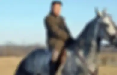 Mengintip Seperti Apa Pakaian Kim Jong-un Menggambarkan Kehidupan Pemimpin Korea Utara, Pakai Baju Militer Sejak Kecil hingga Penampilannya di Gunung Keramat