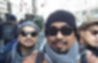 Unggah Foto Kenangan Bareng Trio Lestari, Tompi Ucapkan Selamat Ulang Tahun Untuk Glenn Fredly