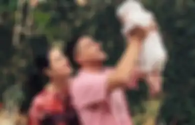 Liburan ke Magelang, Potret Putri Semata Wayang Raisa dan Hamish Daud Jadi Sorotan, Yuk Intip Foto Gemasnya