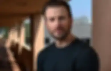 Cuitan Donald Trump Soal Jangan Takut Covid-19 Malah Bikin Chris Evans Emosi!