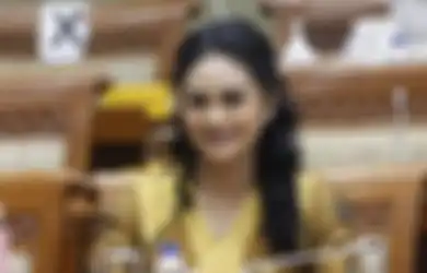 Buktikan Diri Sebagai Wakil Rakyat, Krisdayanti Buka Suara Terkait Omnibus Law yang Bikin Geger Seantero Negeri hingga Sebut Ada Kebaikan di Semua Bidang: Solusi untuk Masyarakat Indonesia