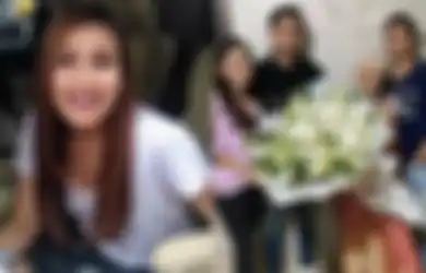 Digadang-gadang Bakal Jadi Ayah Baru Bilqis, Ini Dia Momen Kebersamaan Ayu Ting Ting Bersama Adit Jayusman Sebelum Terendus Media