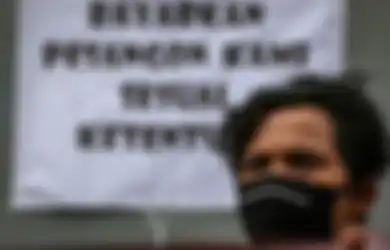 Dalam UU Ciptaker Pesangon PHK Dipangkas, Ketua Umum KADIN: Indonesia Masih Lebih Tinggi Dibanding Thailand Hingga Malaysia