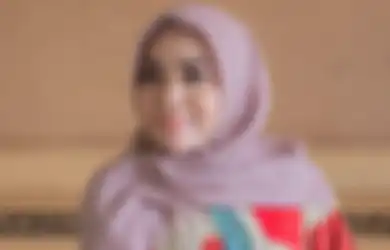Tak Hanya Sibuk Permak Penampilan, Muzdalifah Juga Tak Ragu Repot-repot Ubah Namanya Jadi Ini Usai Nikahi Fadel Islami