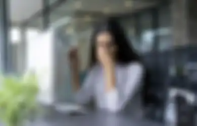 Cara Mengatasi Mata Terkena Radiasi HP dan Laptop, 10 Hal Ini Bisa Dilakukan