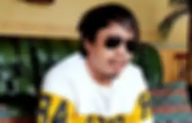 Masih Ingat Ian Kasela? Dulu Identik dengan Kacamata Hitam, Kini Vokalis Band Radja Bakal Jual Benda Kesayangannya Senilai Rp 100 Juta, Alasan Mengejutkan Terkuak!