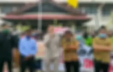 Hendra Wahyudi Ketua DPRD yang Gagal Hafal Pancasila Ternyata Kader Politikus PKB, Fraksinya Pernah Menghukum Zaskia Gotik Karena Nggak Hagal Juga!