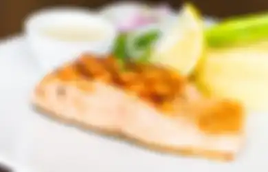 Antara Ikan Tuna dan Salmon, Mana yang Lebih Sehat untuk Dikonsumsi?
