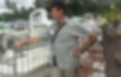 Pantas Saja Jasanya Dipuji Setinggi Langit Oleh Orang Timor Leste Kematiannya Pun Ikut Dikenang, Rupanya Sosok Max Stahl Sudah Bongkar Banyak Kejahatan Negara Besar di Dunia 