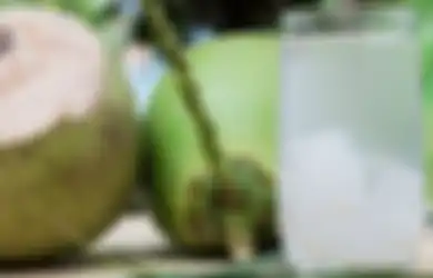 Ajaib, Selama 6 Bulan Berturut-turut Rutin Minum Air Kelapa, Wanita Ini Alami Hal Tak Disangka pada Tubuhnya