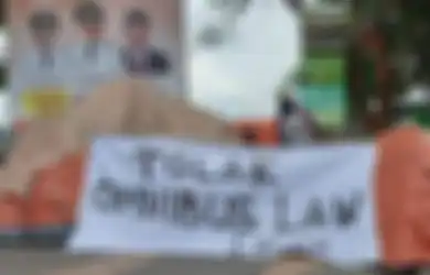UU Cipta Kerja Masih Gonta-ganti Isi, Istana Negara Langsung Angkat Bicara