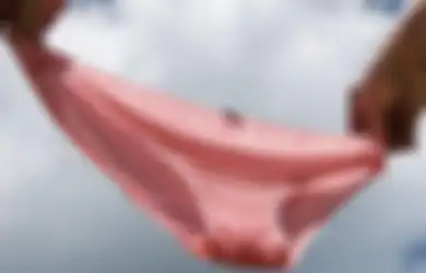 Tak Banyak yang Tahu, Ternyata Cuci Pakaian Dalam yang Benar Perlu Direndam Air Panas 30 Menit dengan Detergen, Kenapa?
