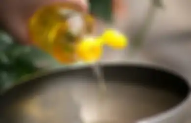 Tips Hidup Hemat saat Harga Minyak Goreng Melonjak Naik, 5 Bahan Ini Mampu Menjernihkan Minyak Jelantah yang Sudah Keruh, Apa Saja?