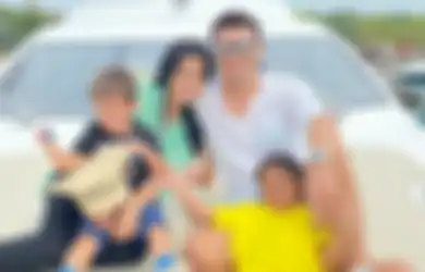 Pulang Syuting dari Luar Kota, Titi Kamal Dapat Sepucuk Surat Manis dari Putra Sulungnya: Langsung Meleleh
