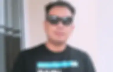 Kisah Cinta Sang Ayah Penuh Sensasi dan Kontroversi, Anak Vicky Prasetyo Ungkap Jeritan Hatinya karena Harus Menanggung Malu: Tolong ya, Dampaknya ke Aku!