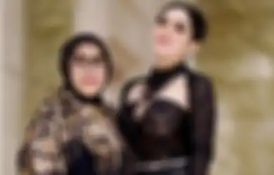 Bak Langit dan Bumi dengan Keluarga Besannya yang Konglomerat, Ibunda Syahrini Ternyata Selama Ini Tekuni Usaha Kuliner Sederhana Ini