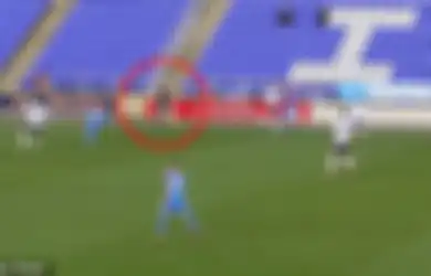 Kamera AI Ini Diciptakan Buat Ngikutin Arah Bola Pertandingan, Tapi Malah Ngikutin Wasit Berkepala Botak