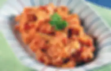 Begini Rupanya Cara Masak Ayam Suwir yang Biasa Kita Makan Saat Kondangan, Sederhana, Mudah, dan Pasti Enak!