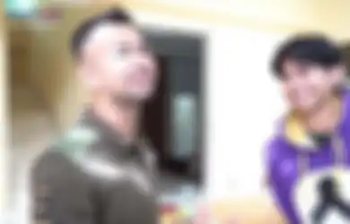 Dengan Ekspresi Datar, Begini Jawaban Rafathar Saat Bertemu dengan 'Kembaran' Raffi Ahmad
