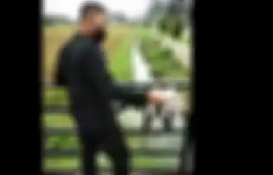 Hati Nuraninya Udah Mati, Oknum Polisi Ini Tanpa Rasa Bersalah Buat Video Aksi Lempar Anak Kucing ke Parit, Mabes Polri Cari Pelaku Usai Viral di Medsos