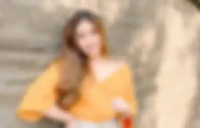 5 Gaya Pakai Outer Kece ala Winda Earl, Nasabah Maybank yang Uangnya Raib 20 Miliar!