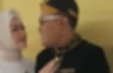 Berhasil Tahklukan Hati Sule, Nathalie Holscher Disebut Miliki Wajah Mirip dengan Mendiang Lina Jubaedah Saat Muda, Intip Potret Keduanya!