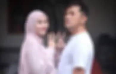 Foto Profil Whatsapp Hanung Bramantyo Buat Zaskia Adya Mecca Kaget Bukan Kepalang, Bahkan Sempat Mengira Kena Hack: Jangan-jangan Dia...