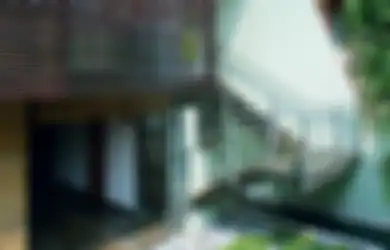 Dulu Untuk Hindari Binatang Buas dan Cegah Kelembaban, Ternyata Miliki Rumah Panggung di Era Modern Ini Juga Menarik, Kenapa Tidak?