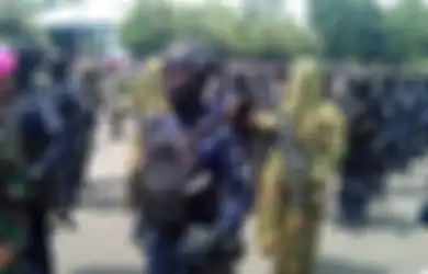 Pasukan Elite TNI Siap Perang? Panglima Hadi Tjahjanto Lontarkan Pertanyaan Ini ke Sniper Saat Sidak Markas Marinir